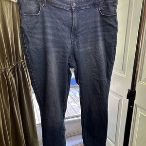 Old Navy Women’s Straight Leg Jeans